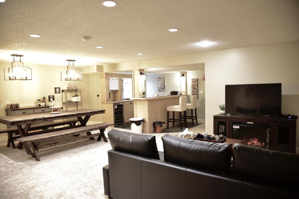 Calgary Cozy Home Екстер'єр фото